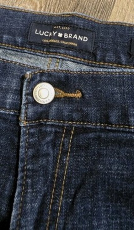 Lucky Brand Jeans 221 Original Straight Men's Size 40x32 Medium Wash - Picture 3 of 9